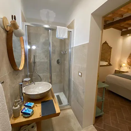 Lastamperia19 Camere-rooms Montepulciano
