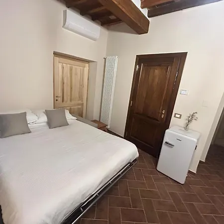 Guest house Lastamperia19 Camere-rooms Montepulciano