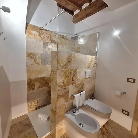 Lastamperia19 Camere-rooms 3*